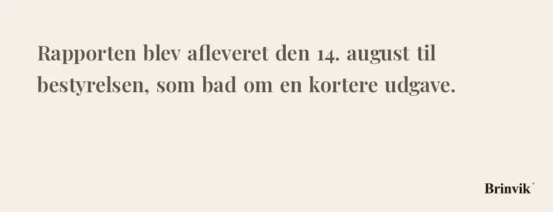 Kort animation på lys baggrund. Én dansk sætning står ord for ord. Et efter et lyser de ord op, hvor Claude frit kunne vælge mellem flere lige gode muligheder, og der tegnes en tynd gylden streg under hvert af dem. De bundne ord, datoen, tallet og navnene, bliver stående svagt. Til sidst kommer linjen: kun de frie ord bærer mærket.